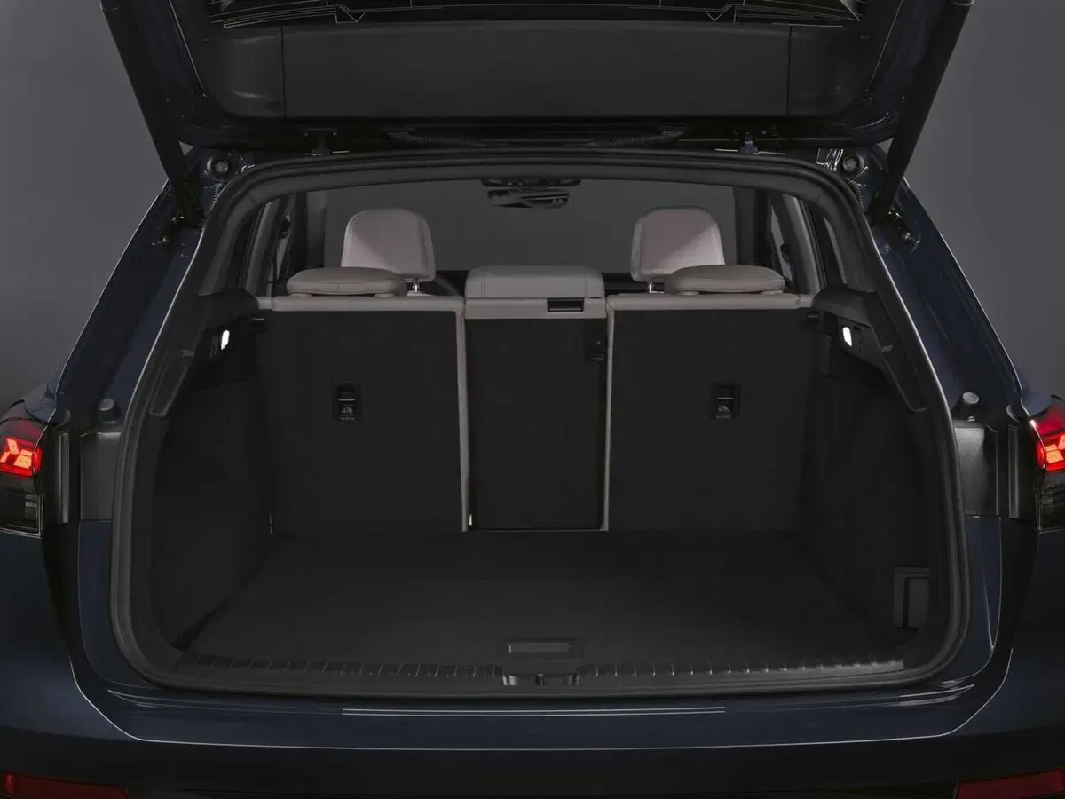 Audi Q4 e-tron, l'aggiornamento la trasforma: 592 km di autonomia e ricarica bidirezionale (23)