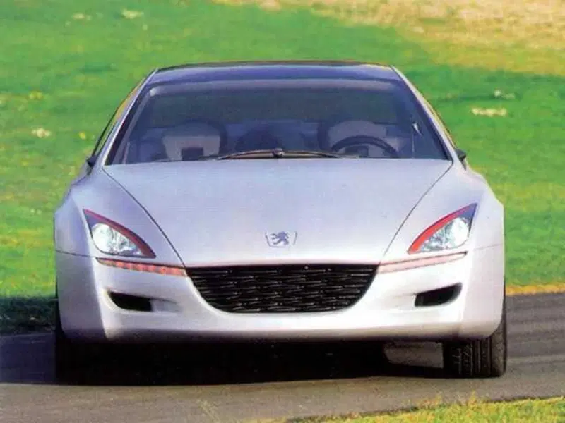 Frontale Pininfarina Nautilus