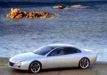 Pininfarina Nautilus, quando una Peugeot 605 divenne la berlina più visionaria degli anni Novanta