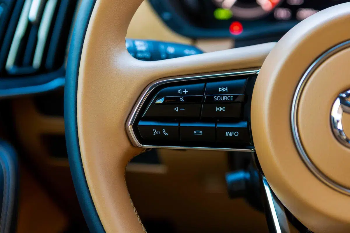 Mazda CX-60 2026: può un SUV farti davvero godere alla guida? La risposta è sì, e ora va ancora meglio (29)
