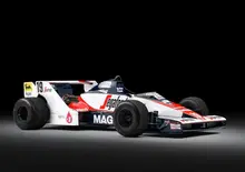 F1. “Ma il motore dove lo mettiamo?”. La Formula 1 del debutto di Ayrton Senna che nessuno ha voluto. Ma quanto costa ora questo gioiello snobbato dai collezionisti?