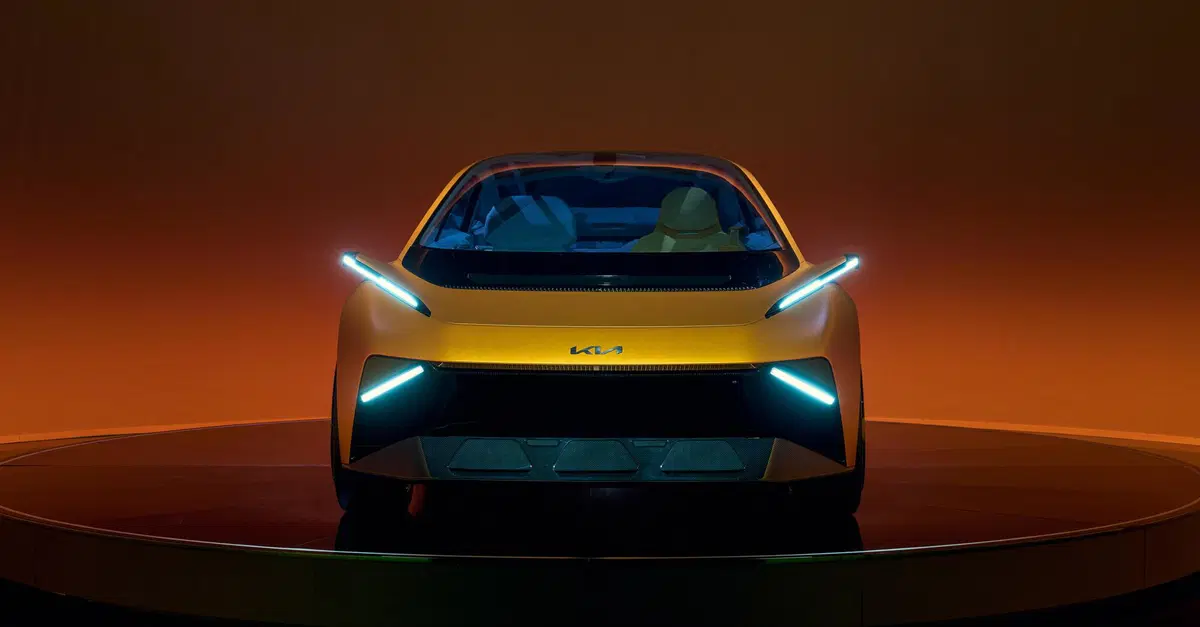 &ldquo;Dobbiamo muoverci tra il fisico e il digitale con la loro stessa velocit&agrave;&rdquo;: cos&igrave; il design di Kia parla alle nuove generazioni