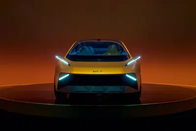 &ldquo;Dobbiamo muoverci tra il fisico e il digitale con la loro stessa velocit&agrave;&rdquo;: cos&igrave; il design di Kia parla alle nuove generazioni
