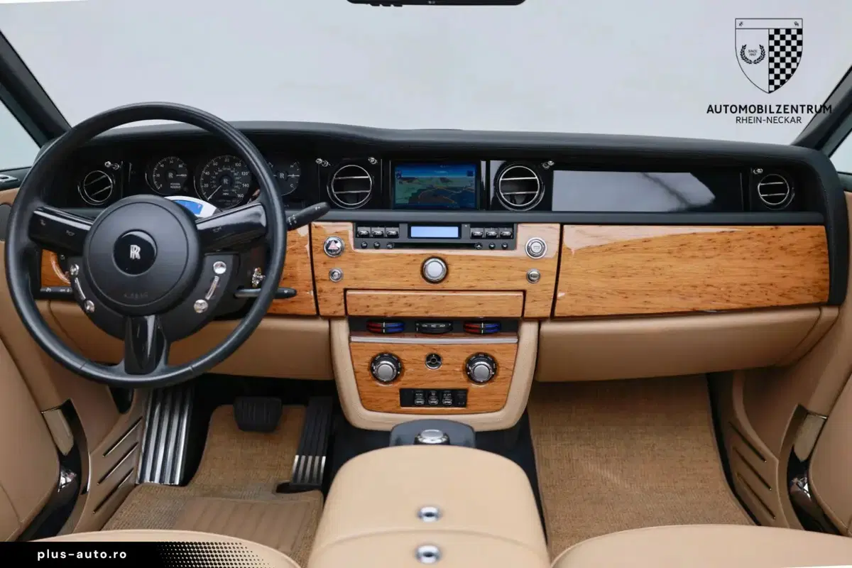 Rolls-Royce lascia tutti senza parole: l’optional più incredibile mai visto su un’auto (12)
