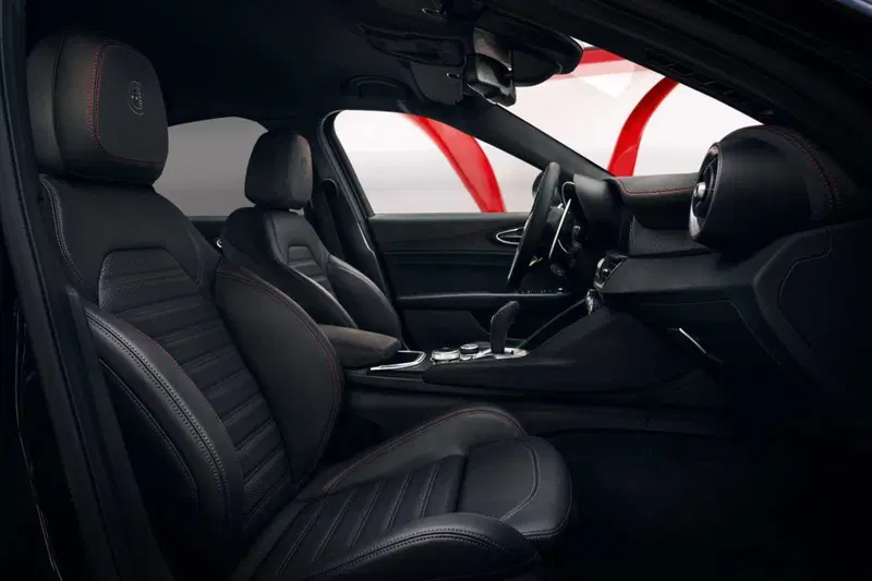 Abitacolo Alfa Romeo Stelvio