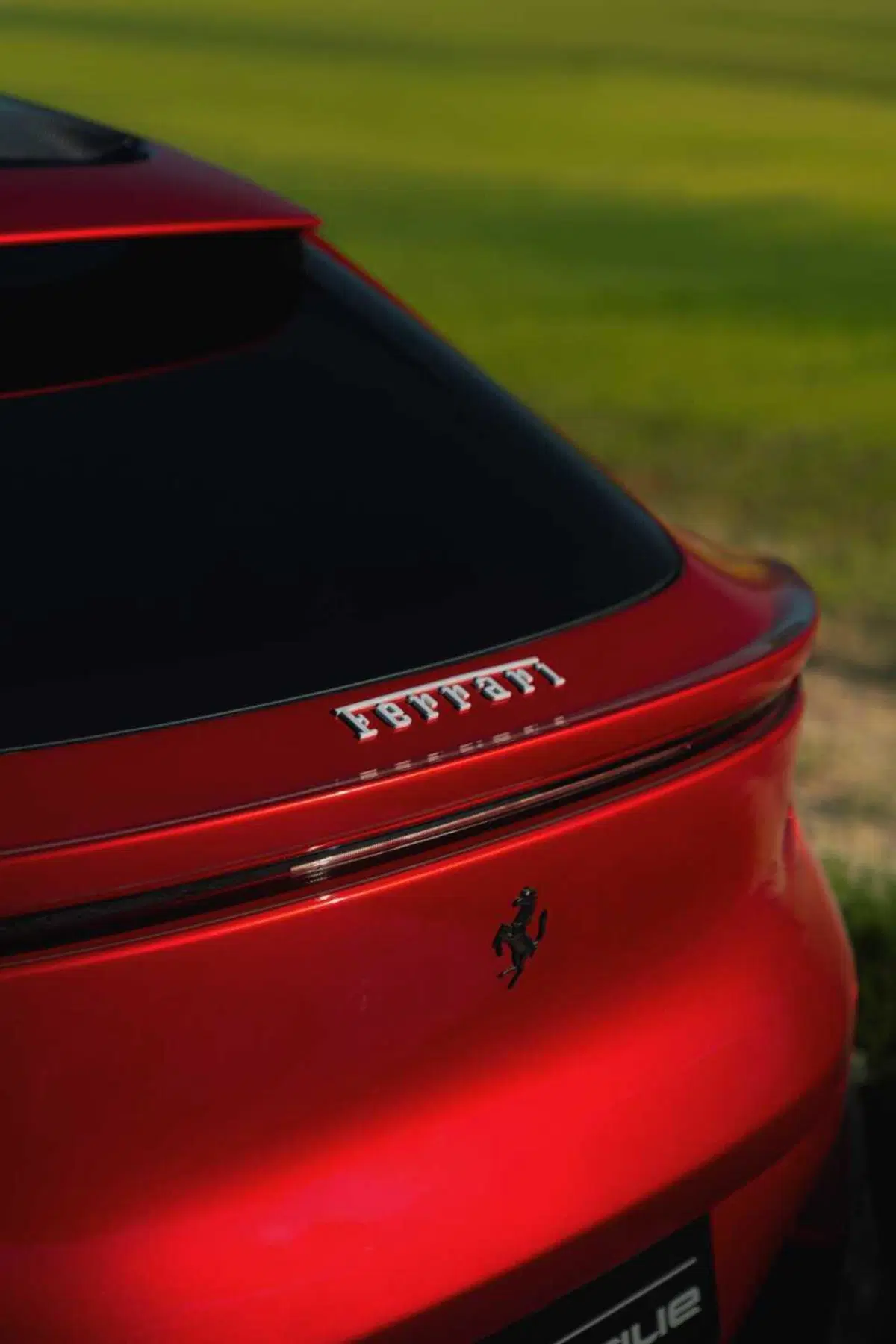Ferrari Purosangue Handling Speciale: la quattro porte di Maranello tira fuori gli artigli (15)