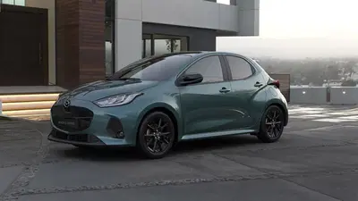 Mazda2 Hybrid 2026: tre nuove tinte, dotazioni pi&ugrave; ricche e sicurezza al top sull'intera gamma