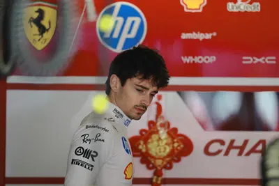 "Voglio essere ricordato come Campione del Mondo per la Ferrari": Leclerc snobba i record e lancia la sfida a Miami con gli aggiornamenti della SF-26