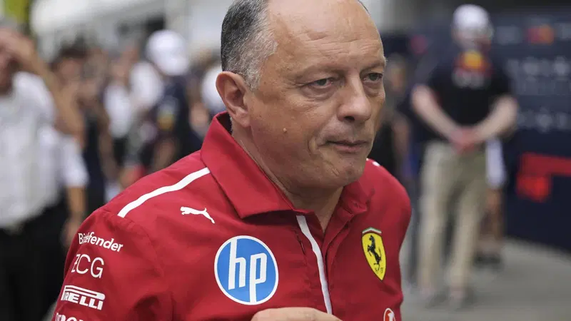 &ldquo;Da oggi teniamo l'ala Macarena sulla macchina&rdquo;: Vasseur svela l'arma segreta (in attesa dell'ADUO) della Ferrari a Miami