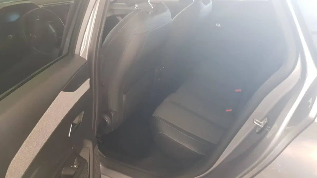 Peugeot 308 SW usata a Barletta-Andria-Trani (4)