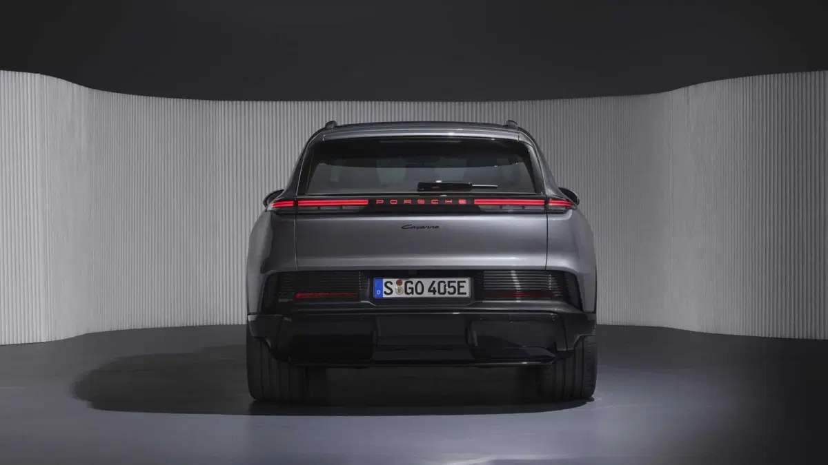Porsche Cayenne (3)