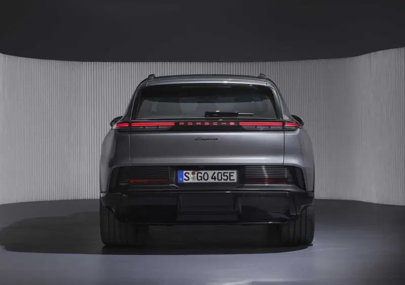 Porsche Cayenne (3)
