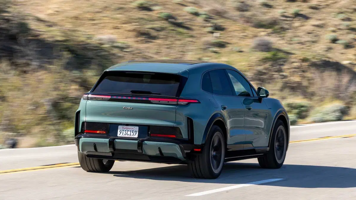 Porsche Cayenne turbo electric 5p.ti (7)