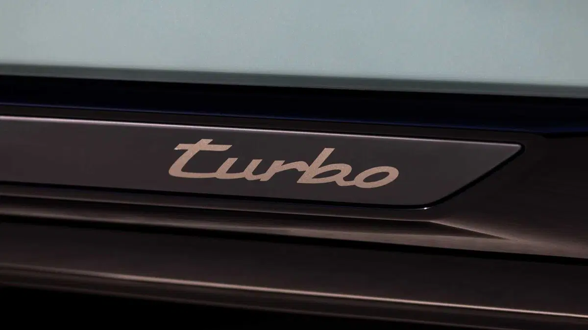Porsche Cayenne turbo electric 5p.ti (13)