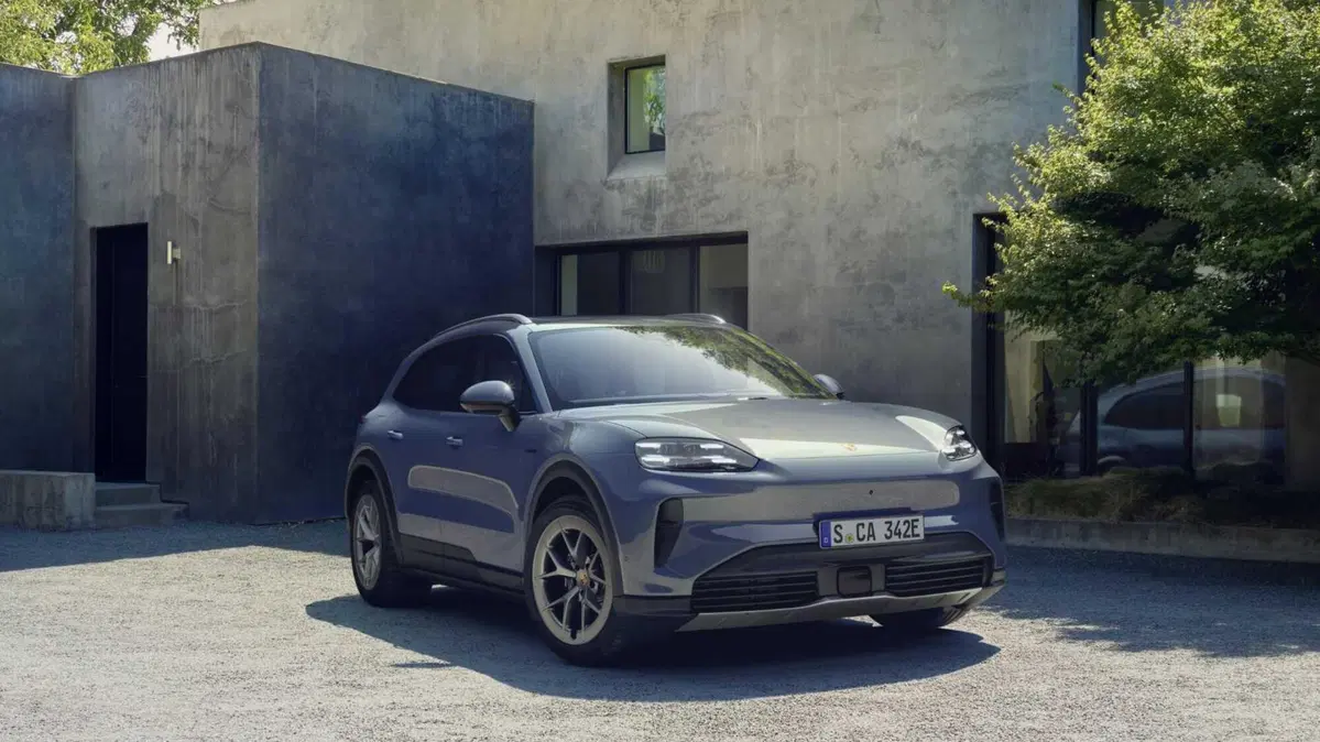 Porsche Cayenne S electric