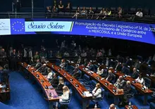 UE Mercosur, l'accordo entra in vigore: per l'auto europea cadono i dazi del 35% e si spalanca un mercato da 270 milioni