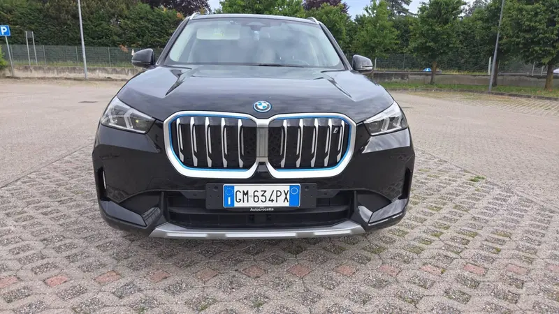 BMW iX1 usata a Varese