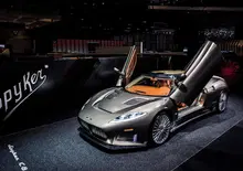 Spyker rinasce con un V8 biturbo da 800 CV: la supercar olandese sfida il tempo a Pebble Beach