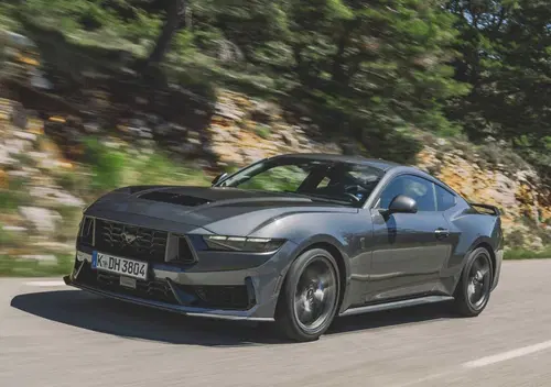 Ford Mustang Coup&eacute;