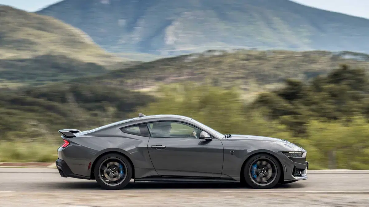 Ford Mustang Coupé 5.0 V8 GT 446cv auto (5)