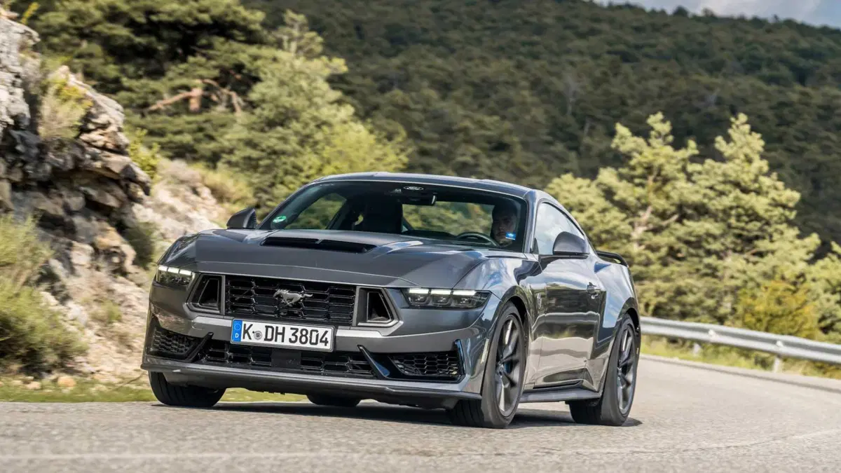 Ford Mustang Coupé 5.0 V8 GT 446cv auto (3)