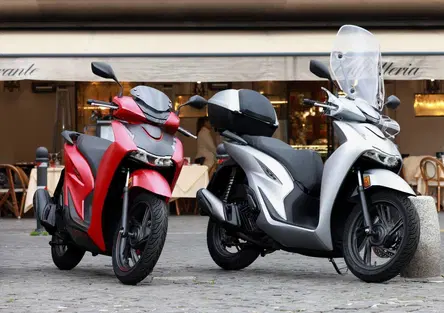 Mercato moto e scooter aprile 2026: +14,8% nel mese, quadrimestre a 129.160 unità