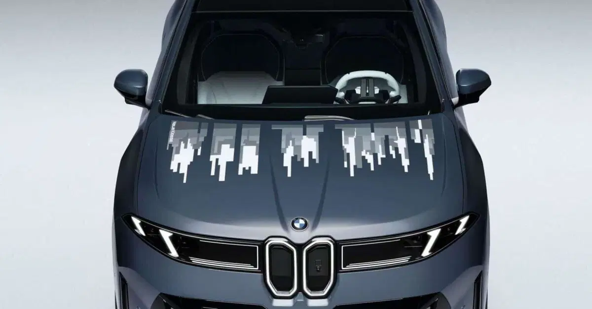 BMW iX3 Flow Edition, arriva il SUV elettrico che cambia colore davvero