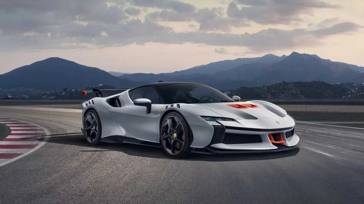Gamma Ferrari (4)