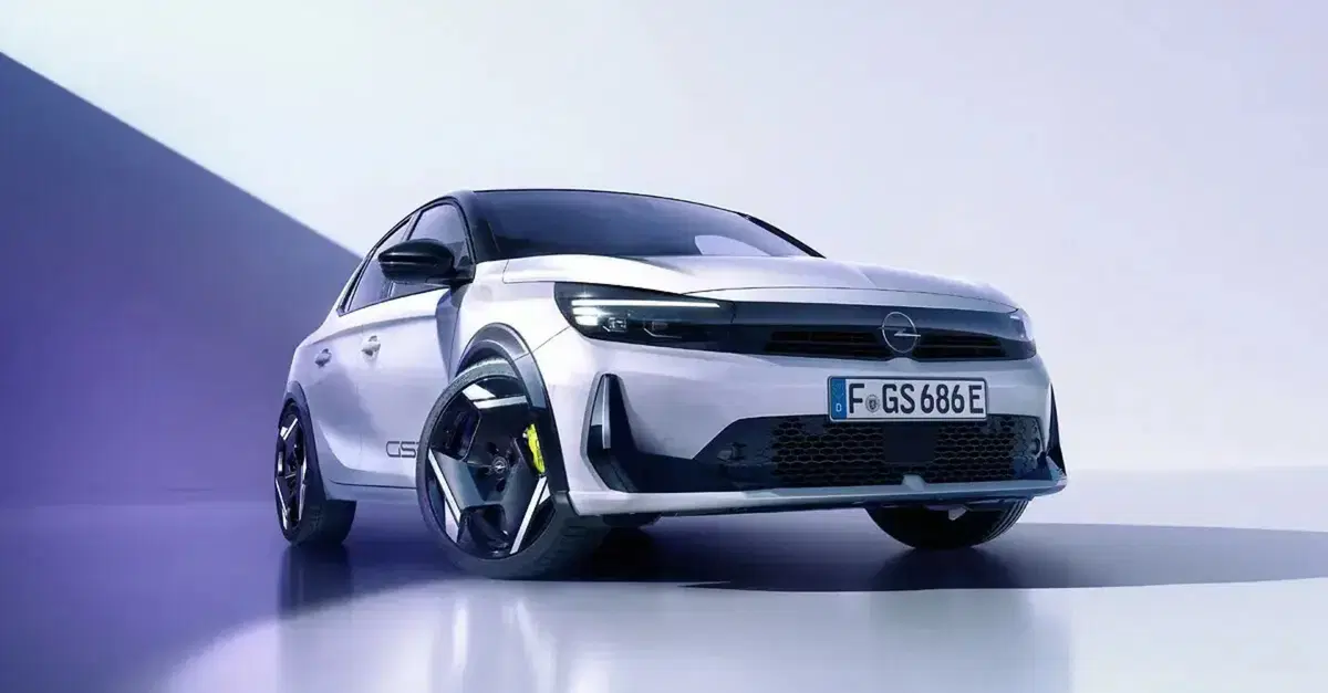 Nuova Opel Corsa GSE: la hot hatch elettrica riporta il divertimento di guida nell&rsquo;era zero emissioni