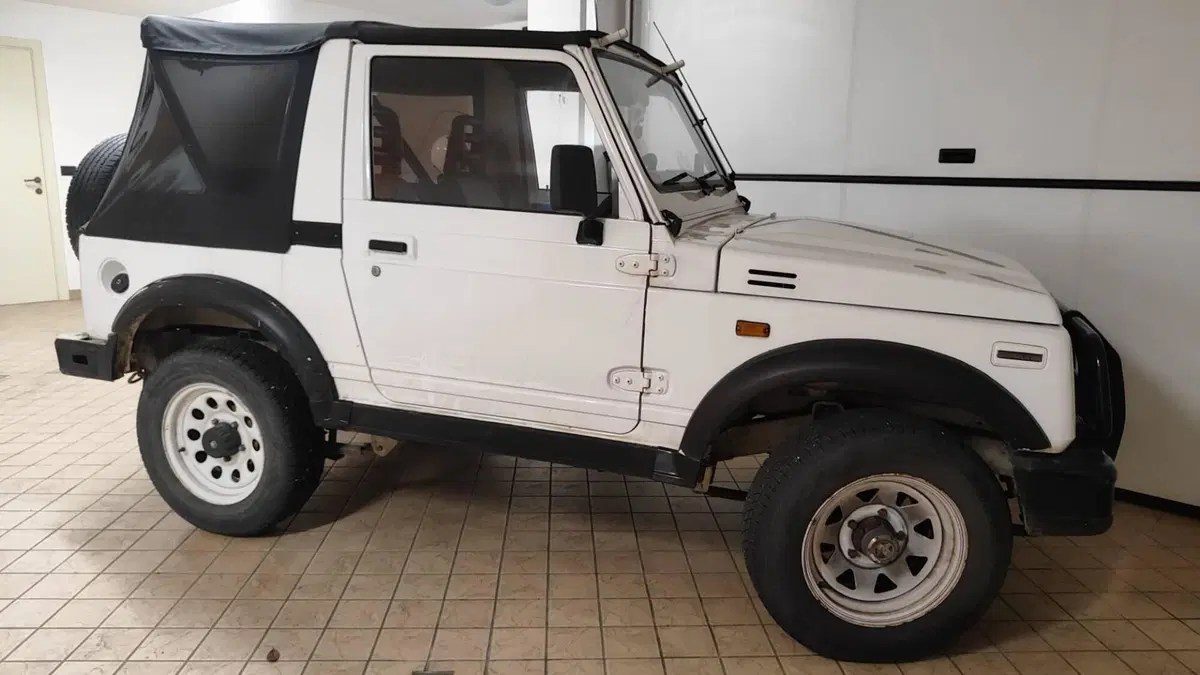 Suzuki Samurai usata a Rimini