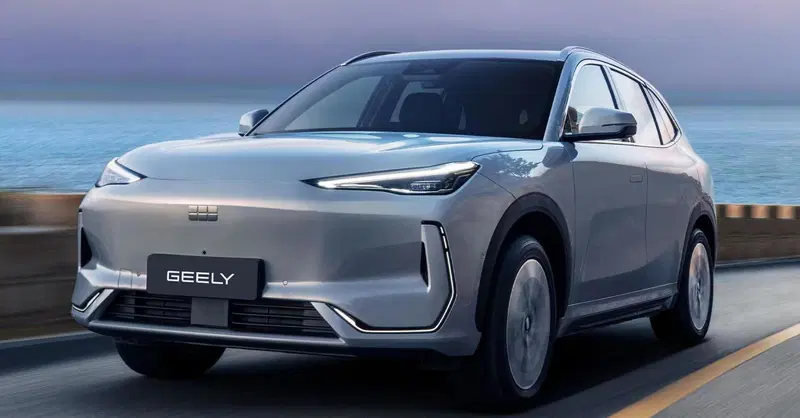 Geely &egrave; pronta ad acquisire parte dello stabilimento Ford in Spagna: nuova offensiva cinese sull&rsquo;auto europea