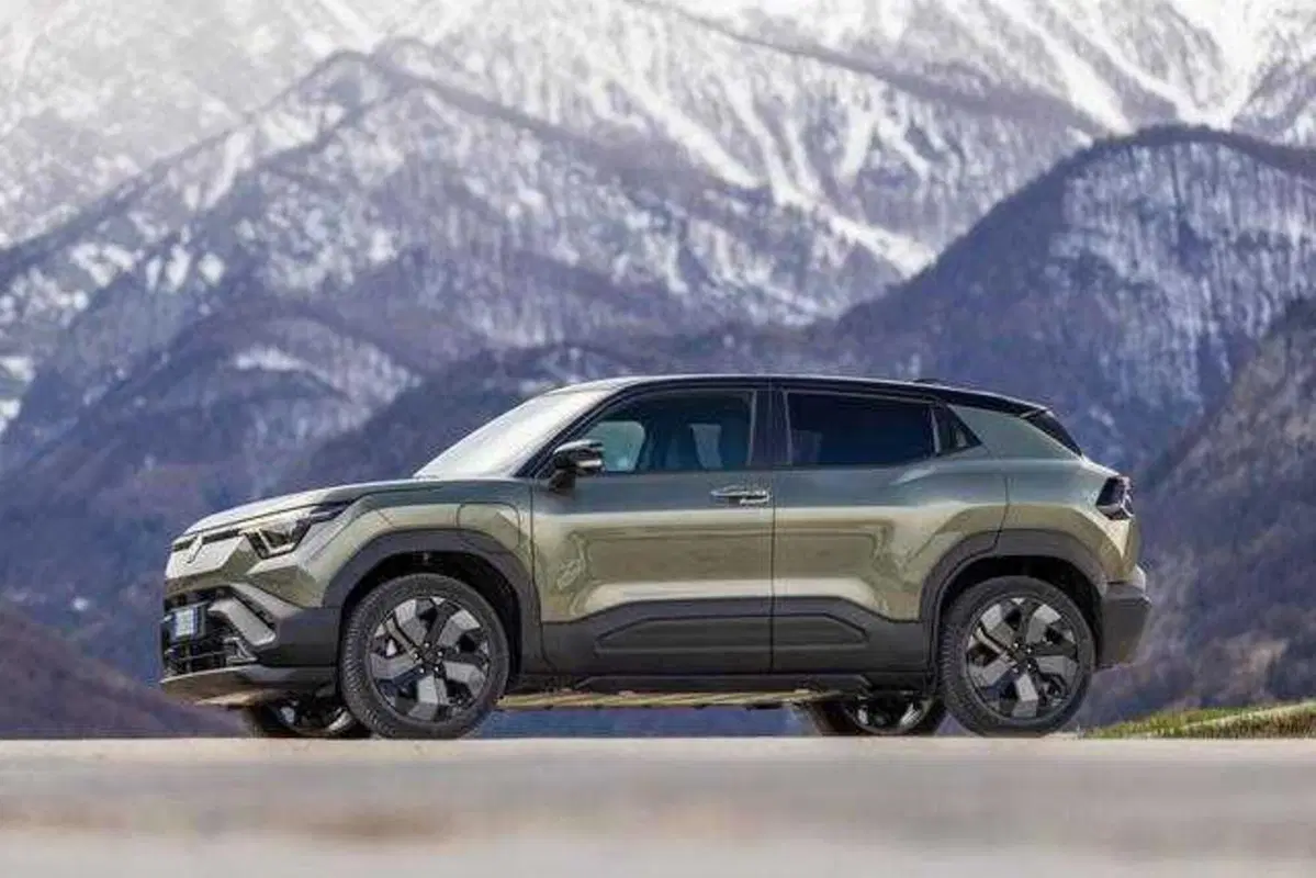 Suzuki e-Vitara 2026, la prova: la prima elettrica giapponese sa cavarsela davvero in fuoristrada? (VIDEO) (7)