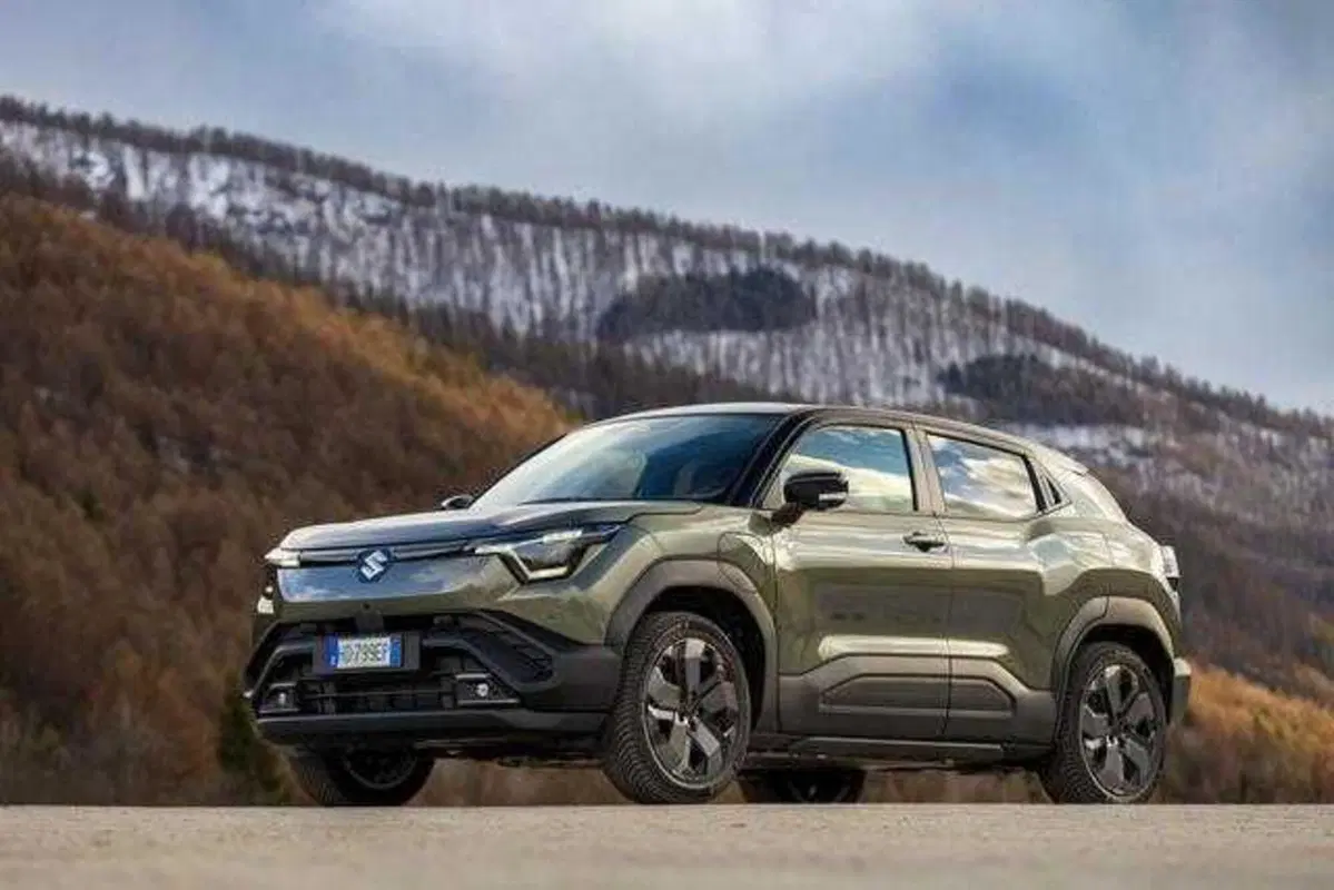 Suzuki e-Vitara 2026, la prova: la prima elettrica giapponese sa cavarsela davvero in fuoristrada? (VIDEO) (13)