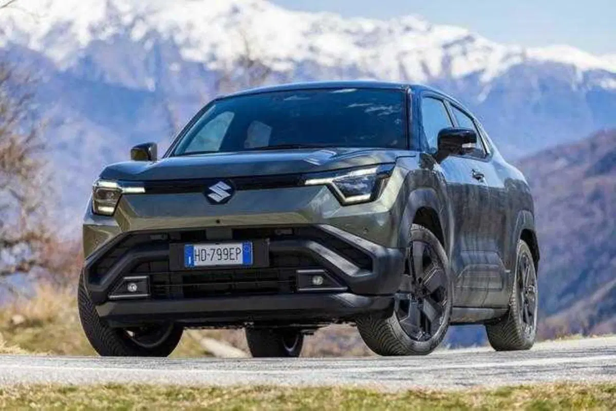 Suzuki e-Vitara 2026, la prova: la prima elettrica giapponese sa cavarsela davvero in fuoristrada? (VIDEO) (27)