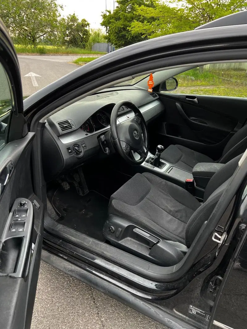 Volkswagen Passat Variant usata a Forlì-Cesena (4)