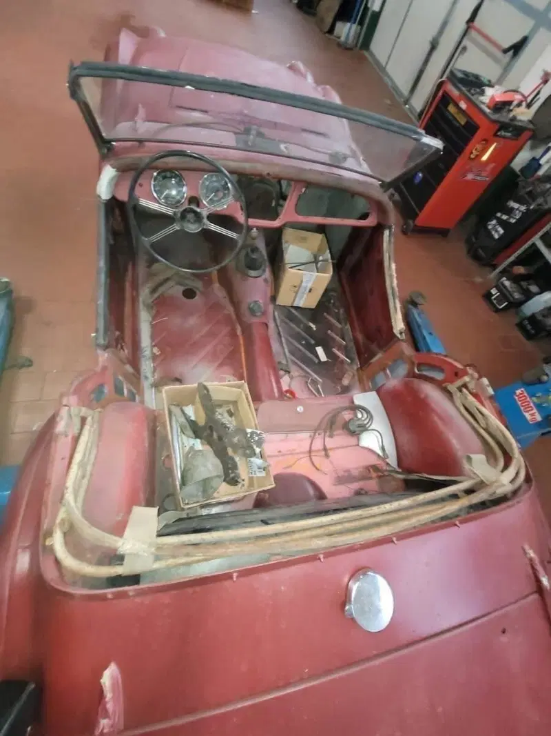 Triumph TR 3 A DA RESTAURO  d'epoca a Cremona (5)