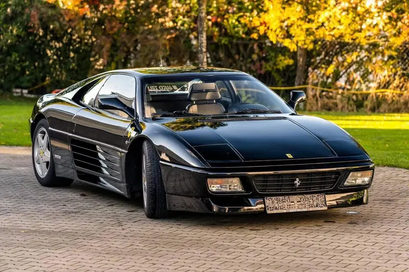 Ferrari 348 TB d'epoca a Milano (6)