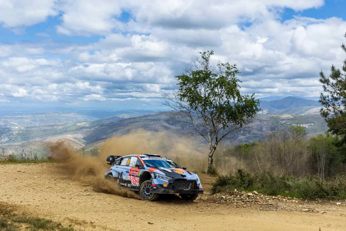 WRC26 #06 Portogallo, D3. Con questo Ogier non si ragiona. Neuville e Pajari alla fine in affanno [VIDEO] (2)