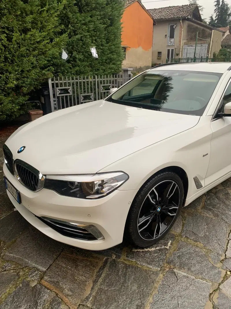 BMW Serie 5 Touring usata a Piacenza