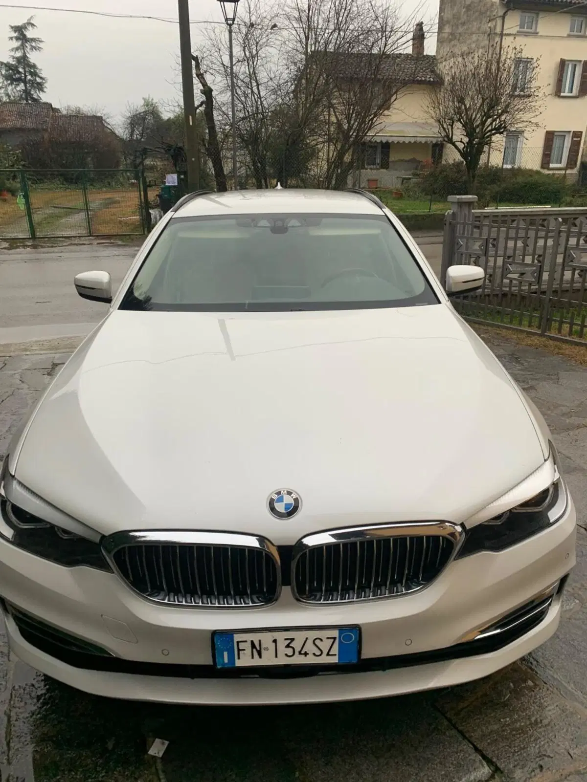 BMW Serie 5 Touring usata a Piacenza (8)