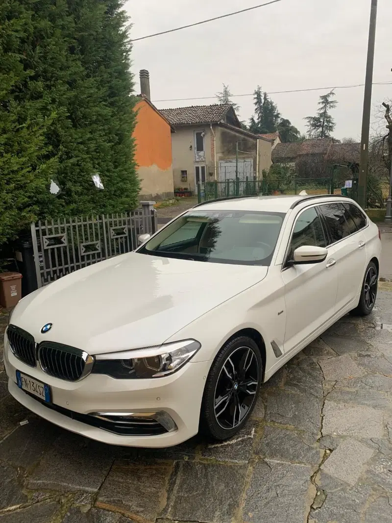 BMW Serie 5 Touring usata a Piacenza (9)