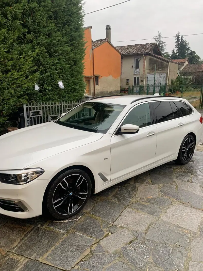 BMW Serie 5 Touring usata a Piacenza (10)