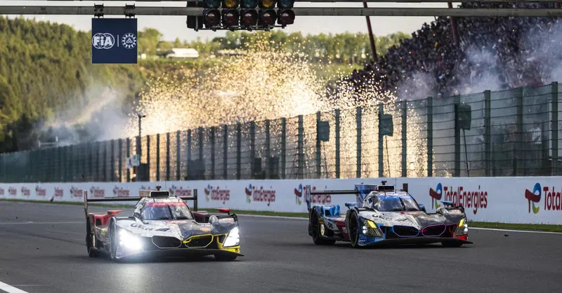 WEC. "Il team ha fatto un miracolo": BMW trionfa alla 6 Ore di Spa, festa McLaren e beffa Ferrari in LMGT3