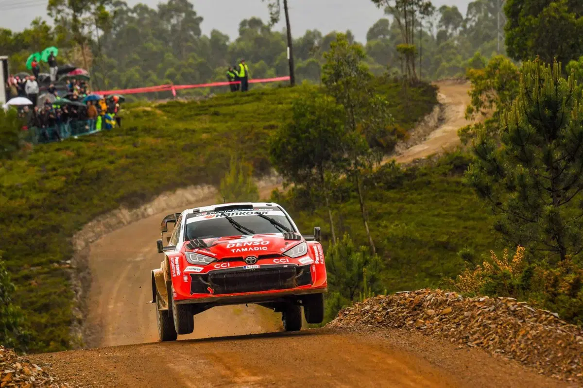 WRC26 #06 Portogallo. Vittoria-significato di Thierry Neuville e di Hyundai [VIDEO] (8)