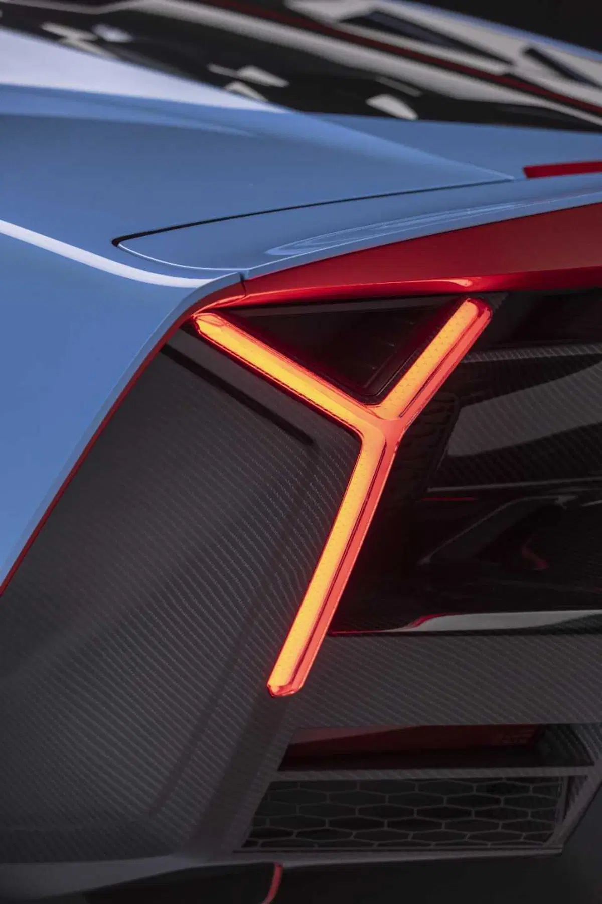 Lamborghini Fenomeno Roadster: 1080 CV ibridi a cielo aperto, ne nasceranno soltanto 15 nel mondo (50)