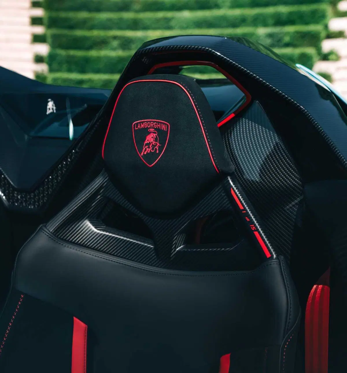 Lamborghini Fenomeno Roadster: 1080 CV ibridi a cielo aperto, ne nasceranno soltanto 15 nel mondo (53)
