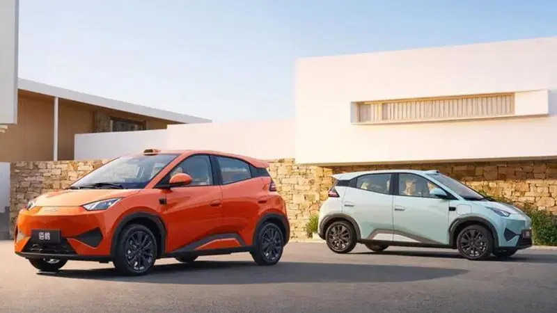 BYD Dolphin Surf 2026 debutta con LiDAR: la rivoluzione della guida assistita arriva anche sulle citycar elettriche