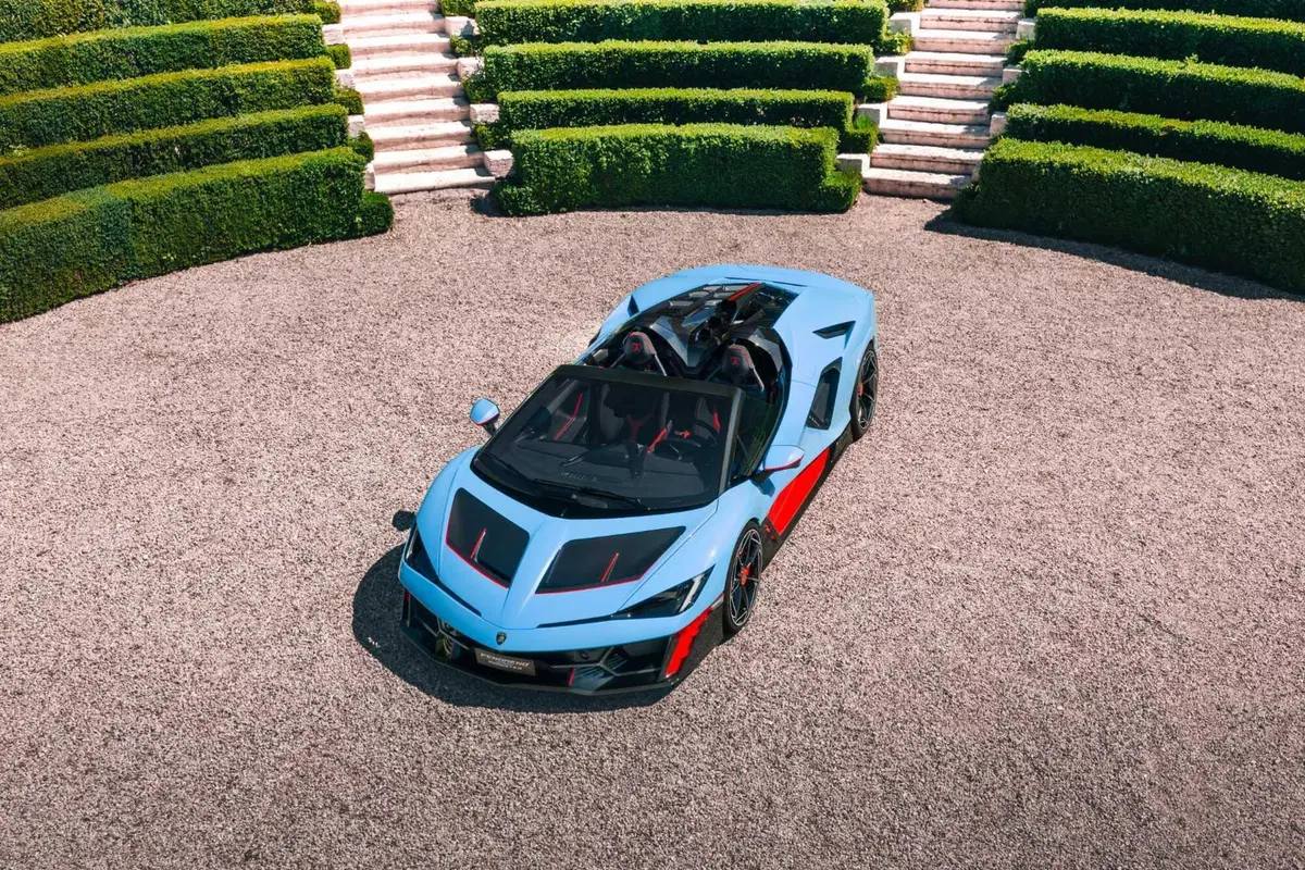 Lamborghini Fenomeno Roadster: 1080 CV ibridi a cielo aperto, ne nasceranno soltanto 15 nel mondo (90)