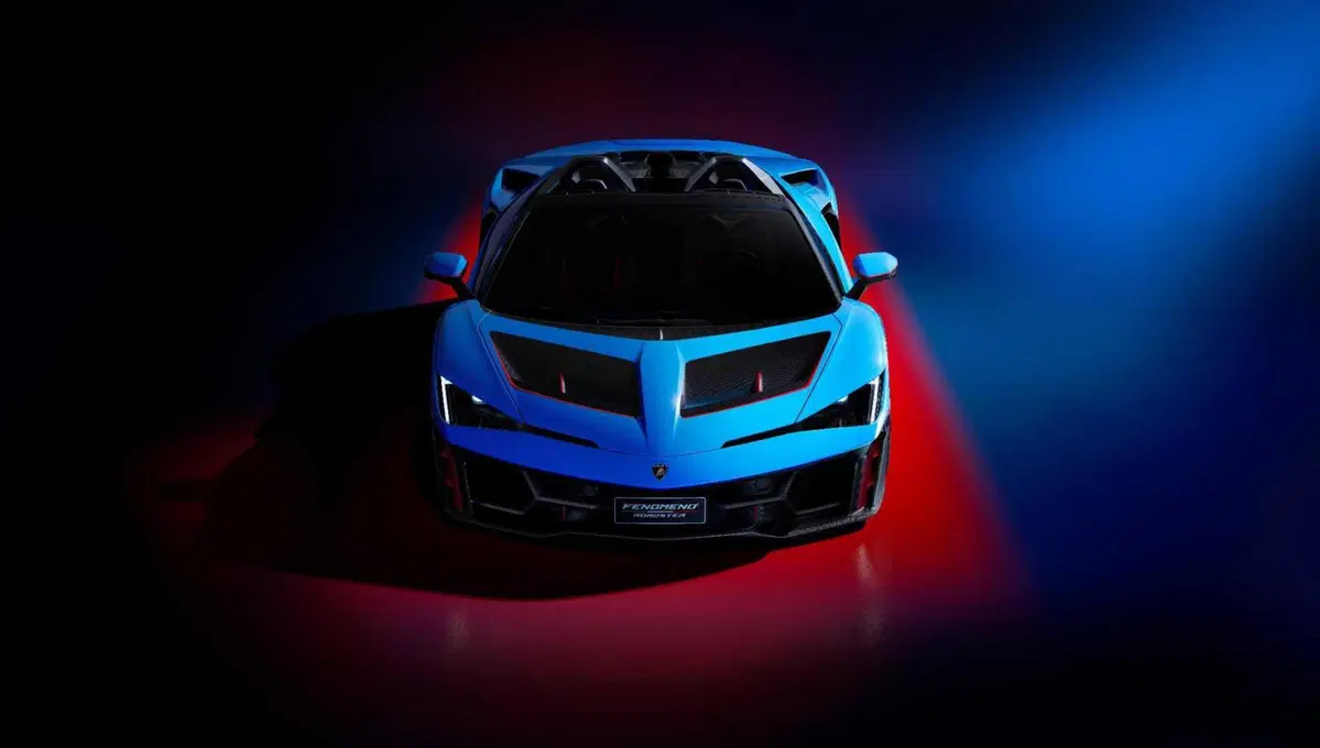 Lamborghini Fenomeno Roadster: 1080 CV ibridi a cielo aperto, ne nasceranno soltanto 15 nel mondo (97)