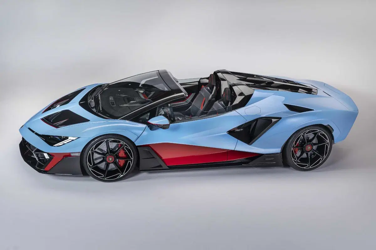 Lamborghini Fenomeno Roadster (5)